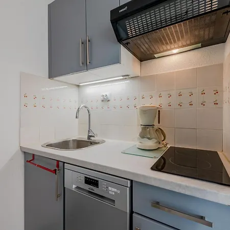 Porte De La Claudea By Interhome Apartment *