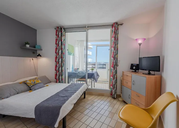 아파트 Porte De La Claudea By Interhome 르발카레스